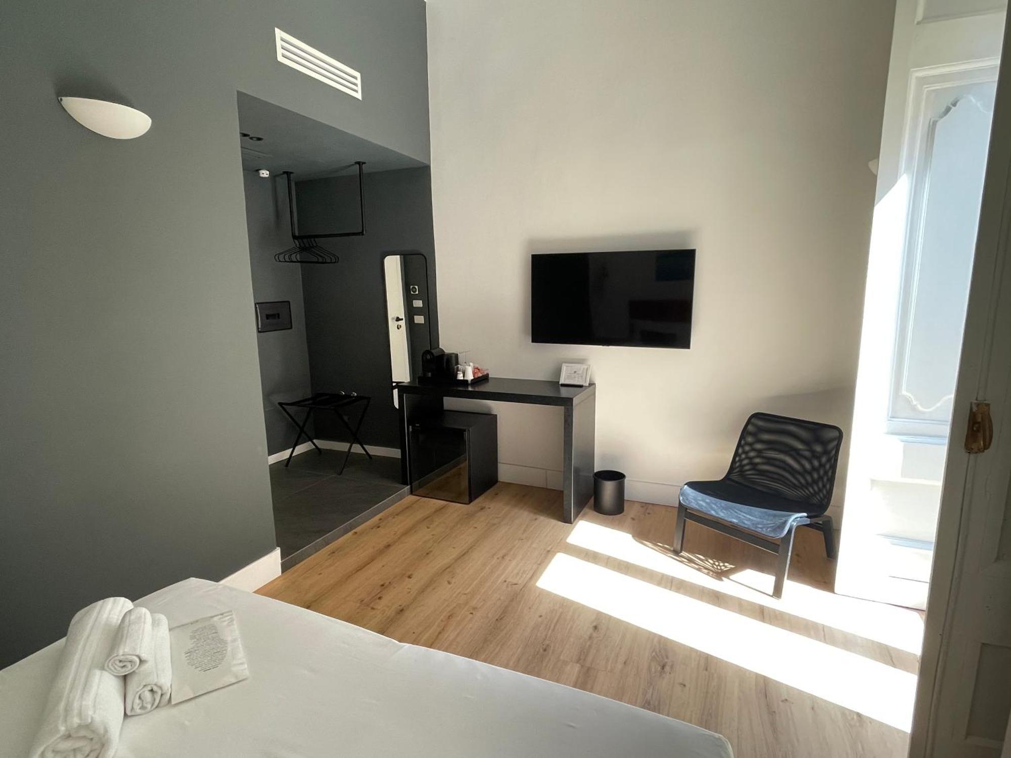 Bed and Breakfast Rolando Domus Napoli Esterno foto