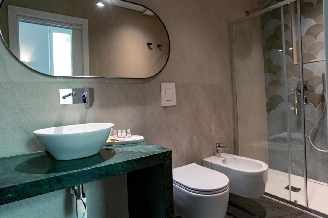 Bed and Breakfast Rolando Domus Napoli Esterno foto