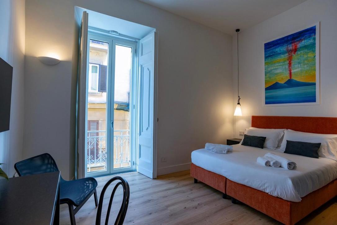 Bed and Breakfast Rolando Domus Napoli Esterno foto